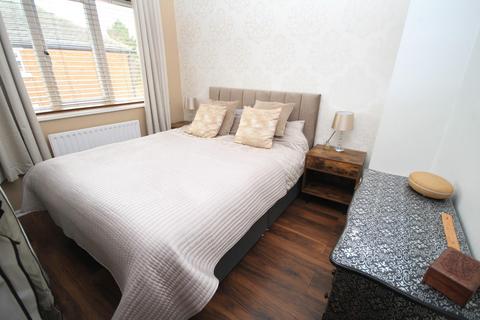 4 Moorside Close, Bradford, BD2 3HJ