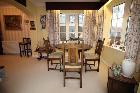 24 Greencroft Close, Darlington, DL3 8HW