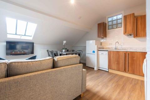 6 bedroom apartment to rent - (£122pppw bills included) Jesmond Road, Jesmond, Newcastle Upon Tyne