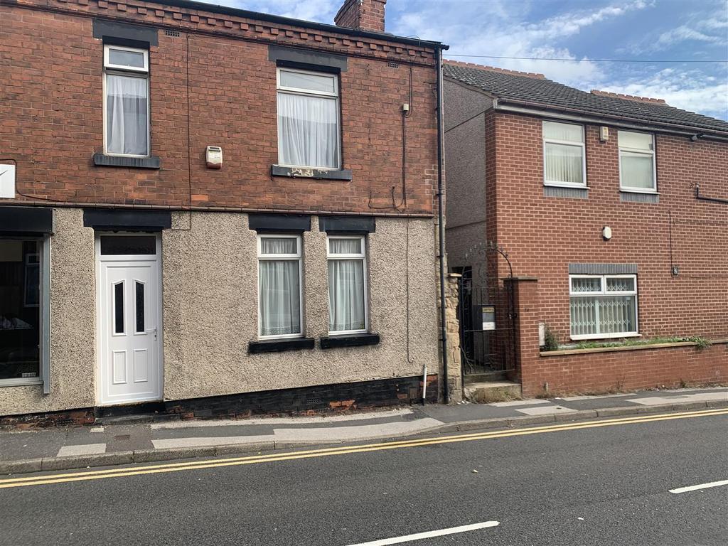 Bancroft Lane, Mansfield 3 bed semidetached house £600 pcm (£138 pw)
