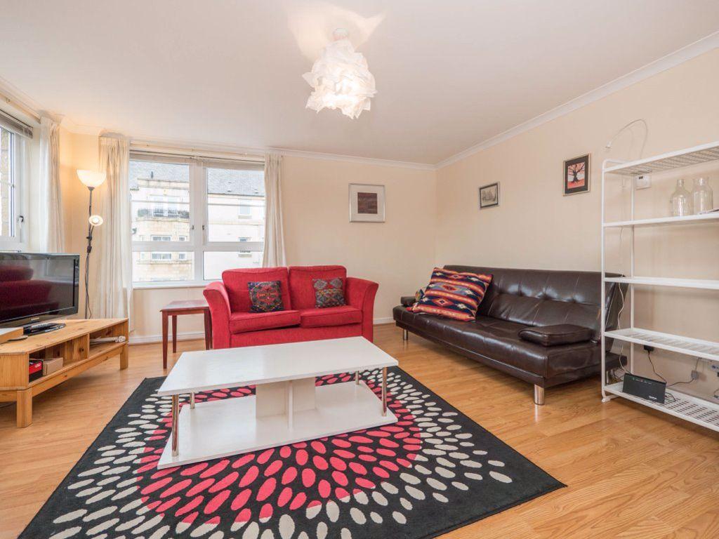 DICKSONFIELD, EH7 5ND 3 bed flat £1,650 pcm (£381 pw)