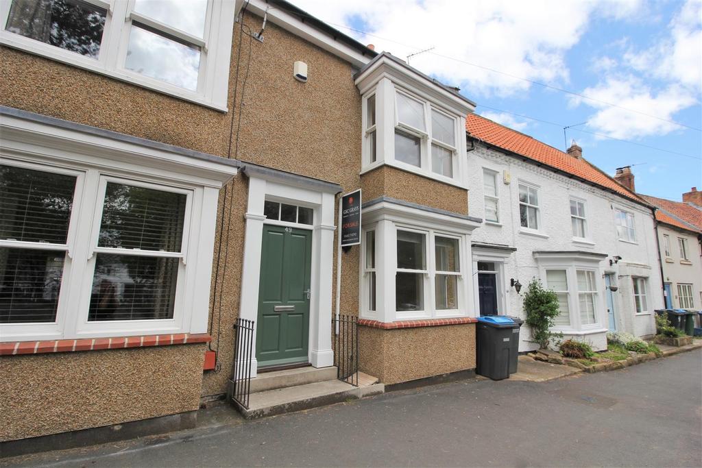 Enterpen, Hutton Rudby 3 bed terraced house £265,000