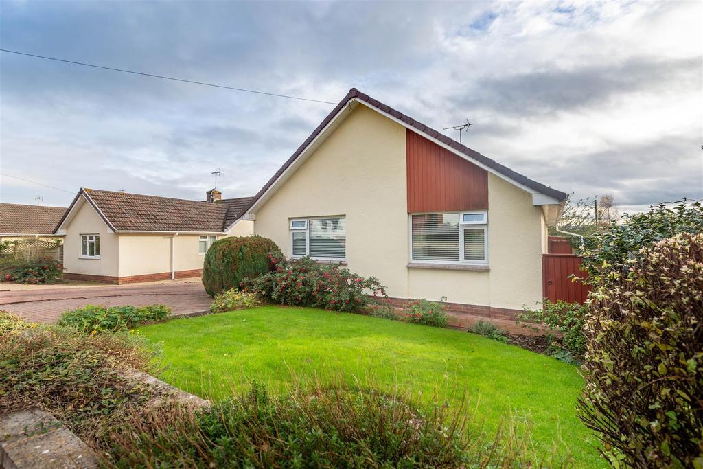 Creedy Road, Crediton 3 bed property £1,150 pcm (£265 pw)