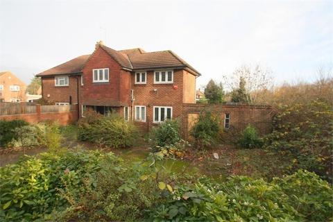 138 Faggs Road, Feltham, TW14 0NB