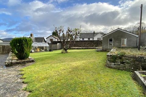 2 bedroom semi-detached bungalow for sale - Llangattock, Crickhowell, Powys.