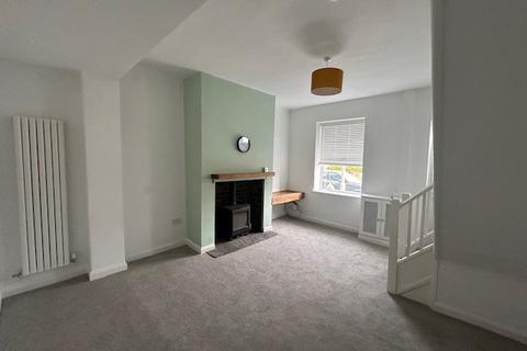3 bedroom terraced house to rent, Bolton Road, Hawkshaw, Bury, BL8 4JR