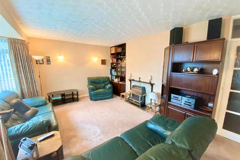 34 Leaze Close, Berkeley, GL13 9DA
