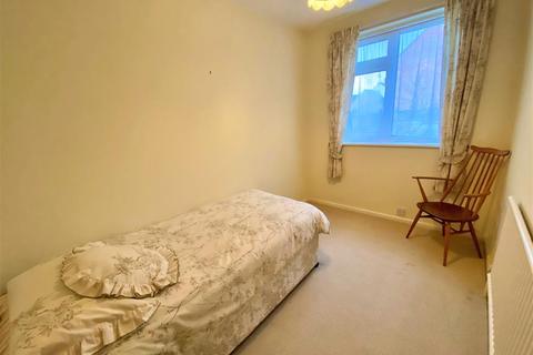 34 Leaze Close, Berkeley, GL13 9DA