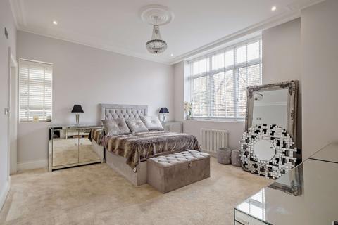 4 bedroom apartment to rent - 34-36 Harold Road, London SE19
