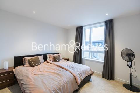 1 bedroom apartment to rent, Kew Bridge Road, Brentford TW8