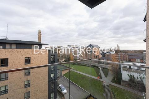 1 bedroom apartment to rent, Kew Bridge Road, Brentford TW8