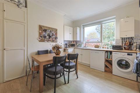 2 bedroom apartment to rent, Schubert Road, Putney, SW15