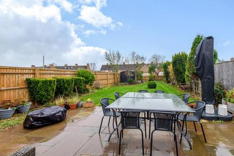 9 Cheyney Walk, Abingdon, OX14 1HN