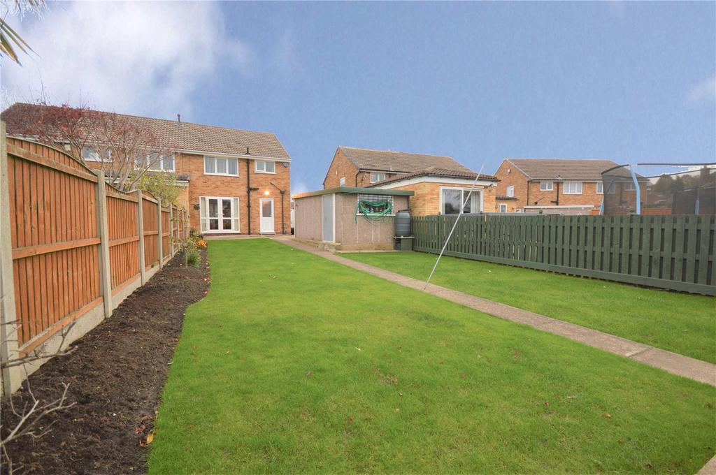 Fairburn Drive, Garforth, Leeds 3 bed semidetached house £250,000