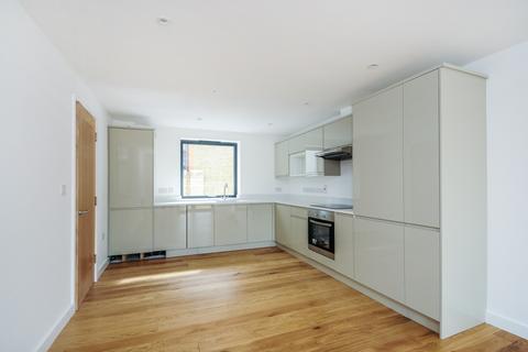 2 bedroom apartment to rent - Lambton Road Raynes Park SW20