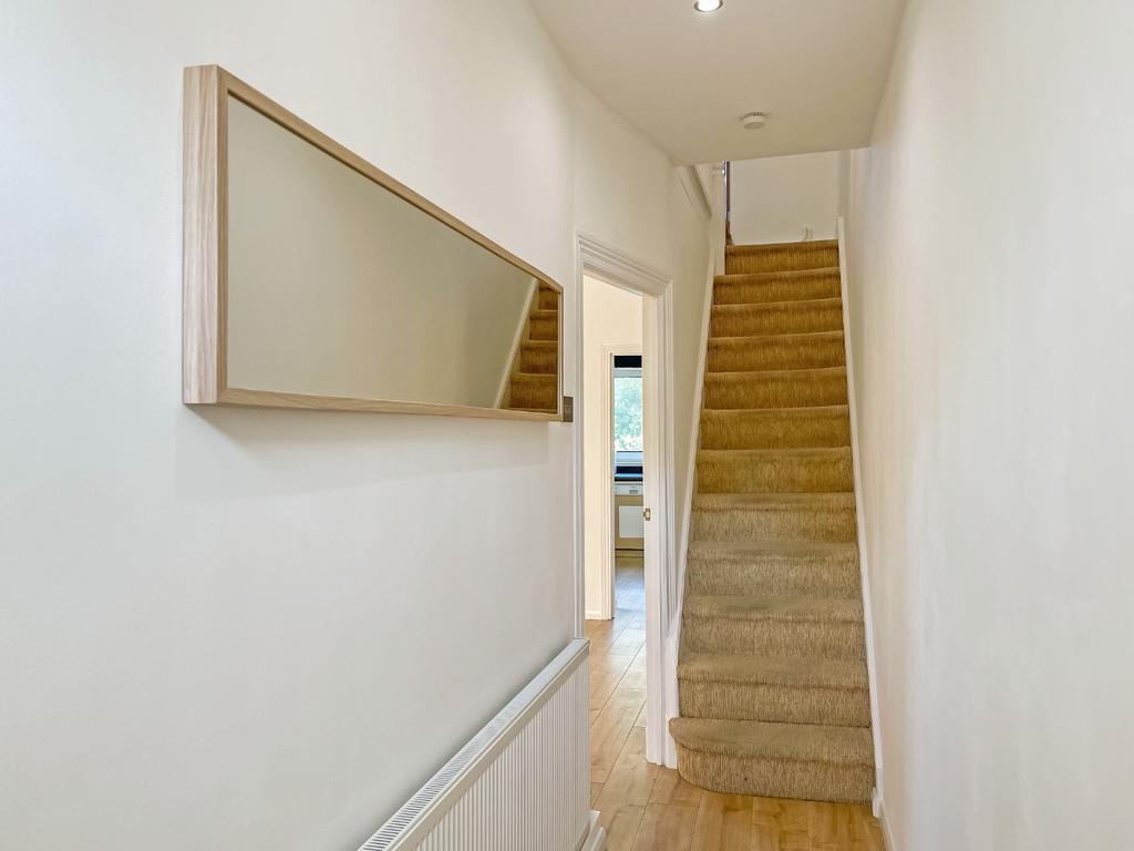 Bath Road, Morriston, Swansea, West SA6 7AT 3 bed semi