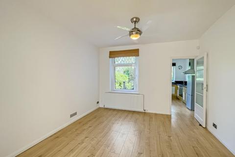 70 Bath Road, Morriston, Swansea, SA6 7AT
