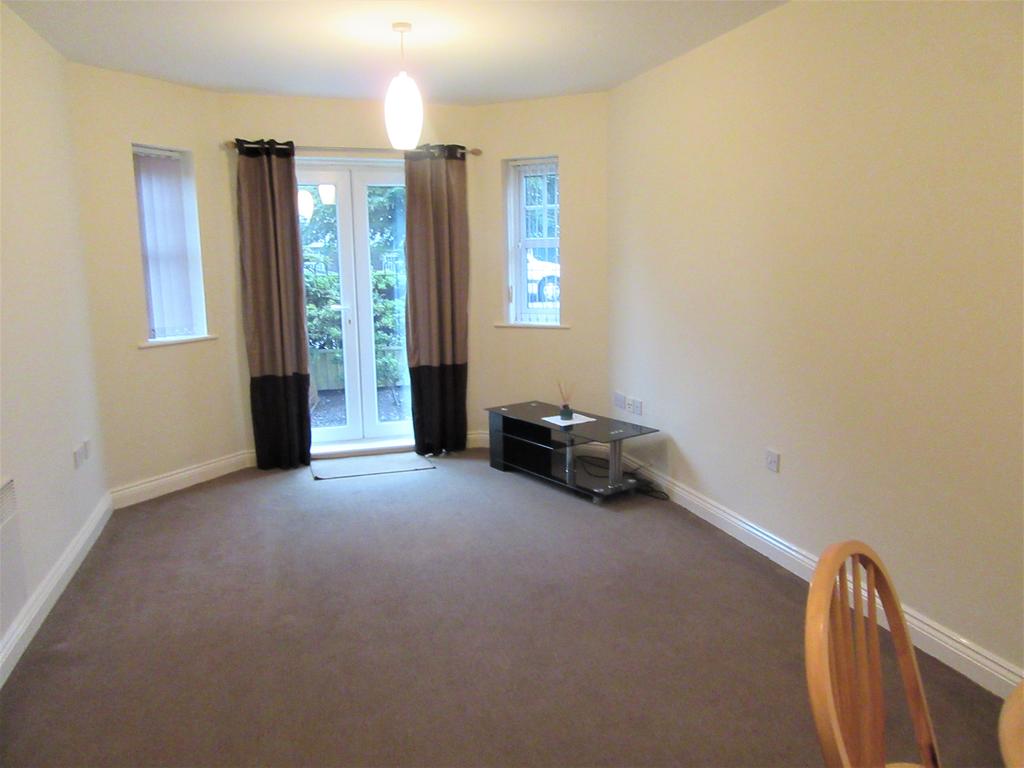 West Park Close, Skelmersdale WN8 2 bed apartment £550 pcm (£127 pw)