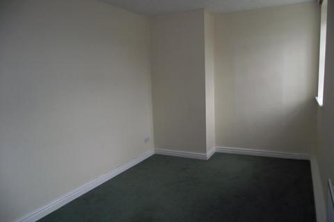 2 bedroom flat to rent, ROLLE QUAY, BARNSTAPLE, DEVON, EX31 1JE