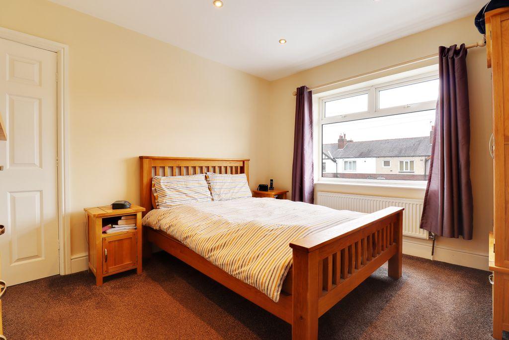 Bedroom 1 (Double)