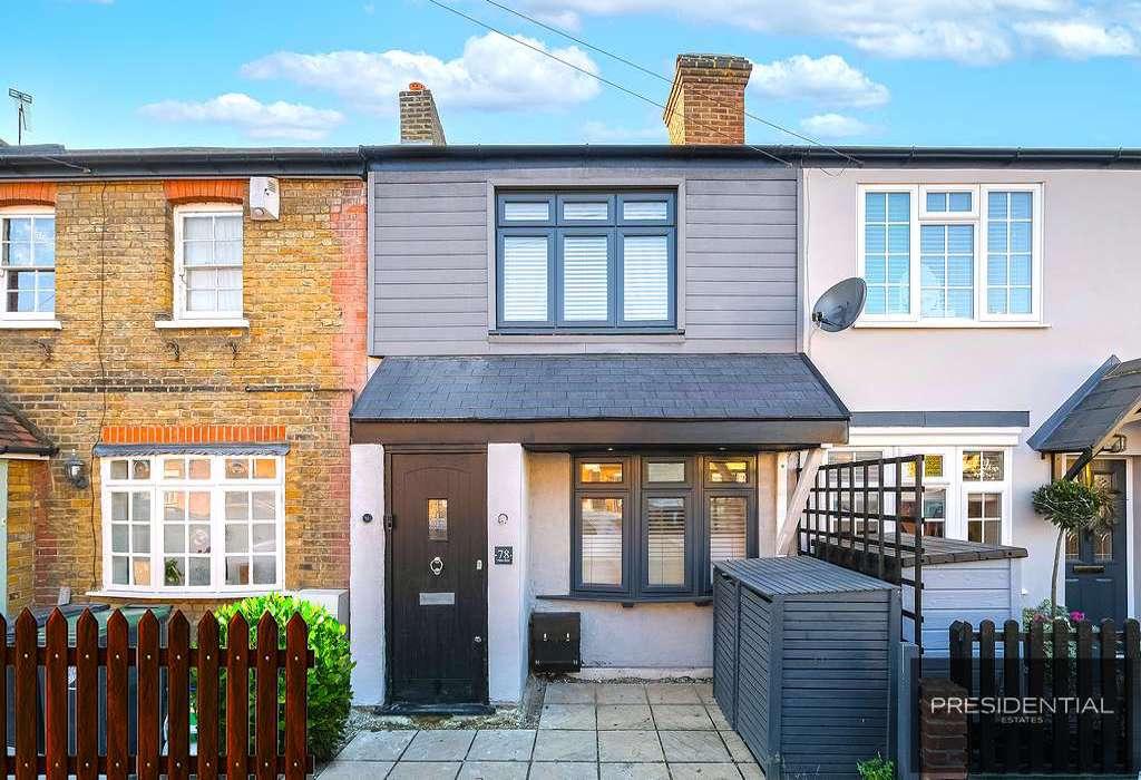 Forest Road, Loughton, Essex 2 bed terraced house £500,000