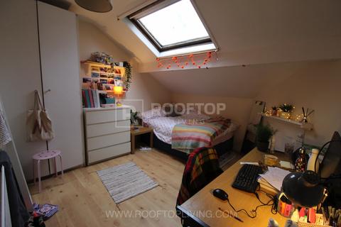 9 bedroom house to rent, Regent Park Terrace, Leeds LS6