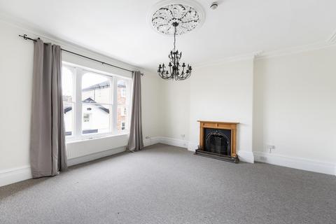 3 bedroom flat to rent, Alma Vale Road, Clifton, BS8