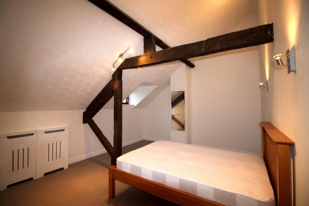 Bedroom 1 (Double)
