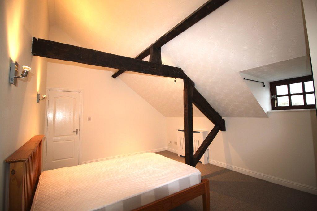 Bedroom 1 (Double)