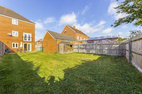 105 Greenways, Gloucester, GL4 3SA
