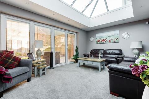 9 Austin Way, Bracknell, RG12 9HQ