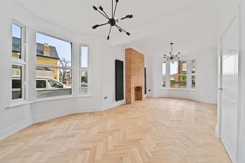 73 Godwin Road, London, E7 0LF