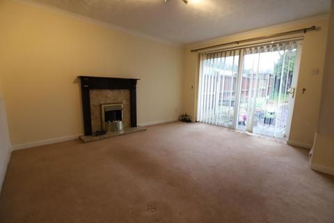 2 bedroom townhouse to rent, Tolkien Way, Hartshill, Stoke-on-Trent, ST4