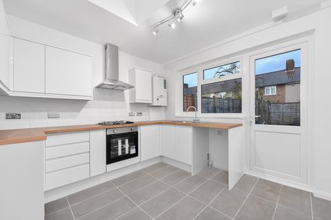 18 Bedivere Road, Bromley, BR1 5LJ