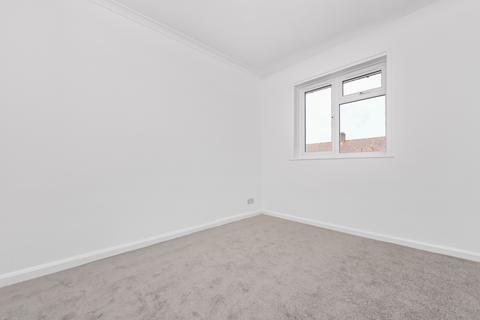18 Bedivere Road, Bromley, BR1 5LJ
