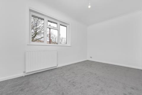 18 Bedivere Road, Bromley, BR1 5LJ