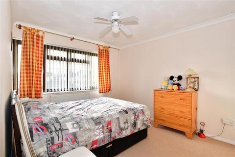 9 Penn Lane, Bexley, DA5 1HB