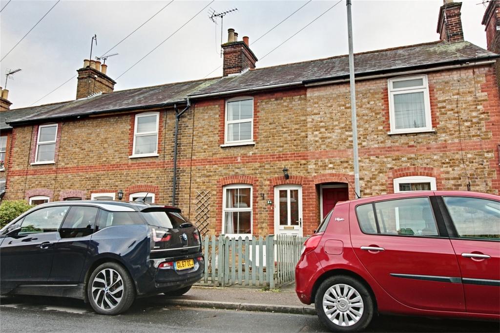 Elm Grove, Stortford, Hertfordshire 2 bed terraced house £1,150 pcm (£265 pw)