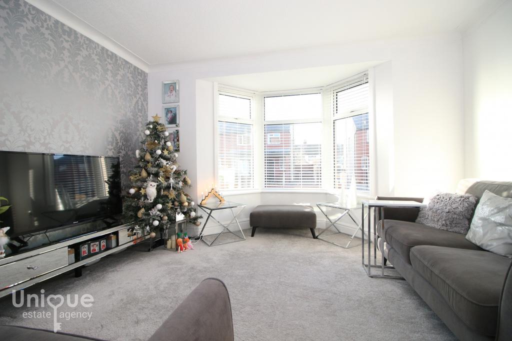 Abercrombie Road, Fleetwood, FY7 2 bed semidetached house £150,000