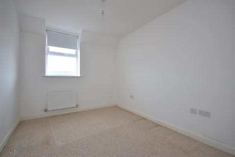 2 bedroom flat to rent - Wells View Drive Bromely BR2