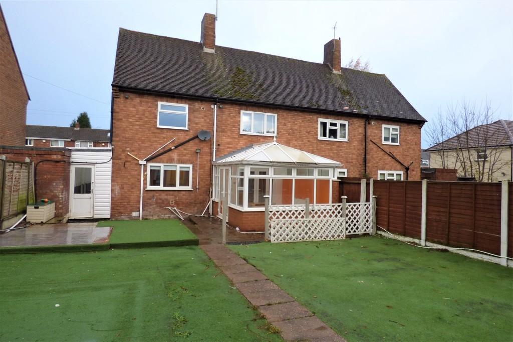 Weston Road, Lichfield, Stafffordshire 3 bed semidetached house £265,000