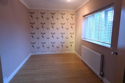 31 Weston Road, Lichfield, WS13 7NT