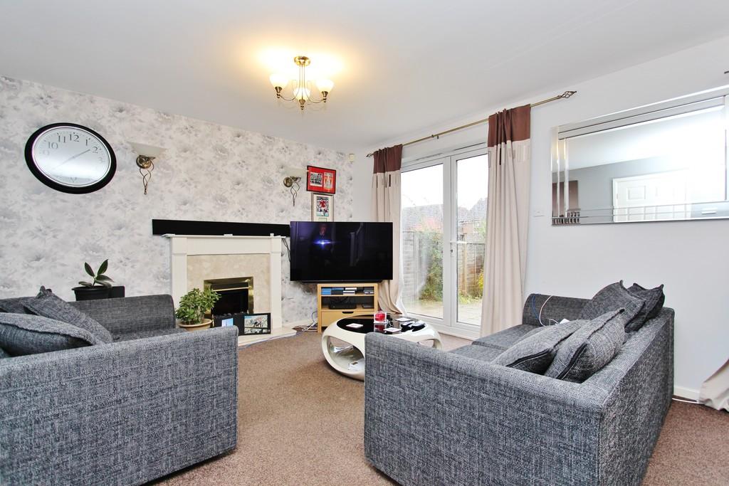 Ascot Drive, Dosthill 3 bed detached house £269,950