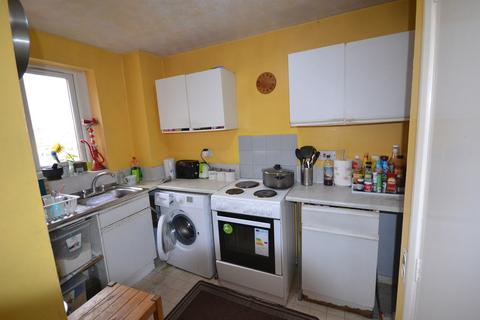 1 bedroom apartment for sale - Express Drive, Ilford