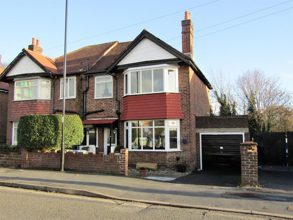 Tremona Road, Southampton, SO16 3 bed semidetached house £285,000