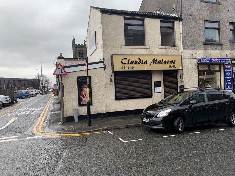 TO LET 2C Whitehall Street, Rochdale Property £500 pcm (£115 pw)
