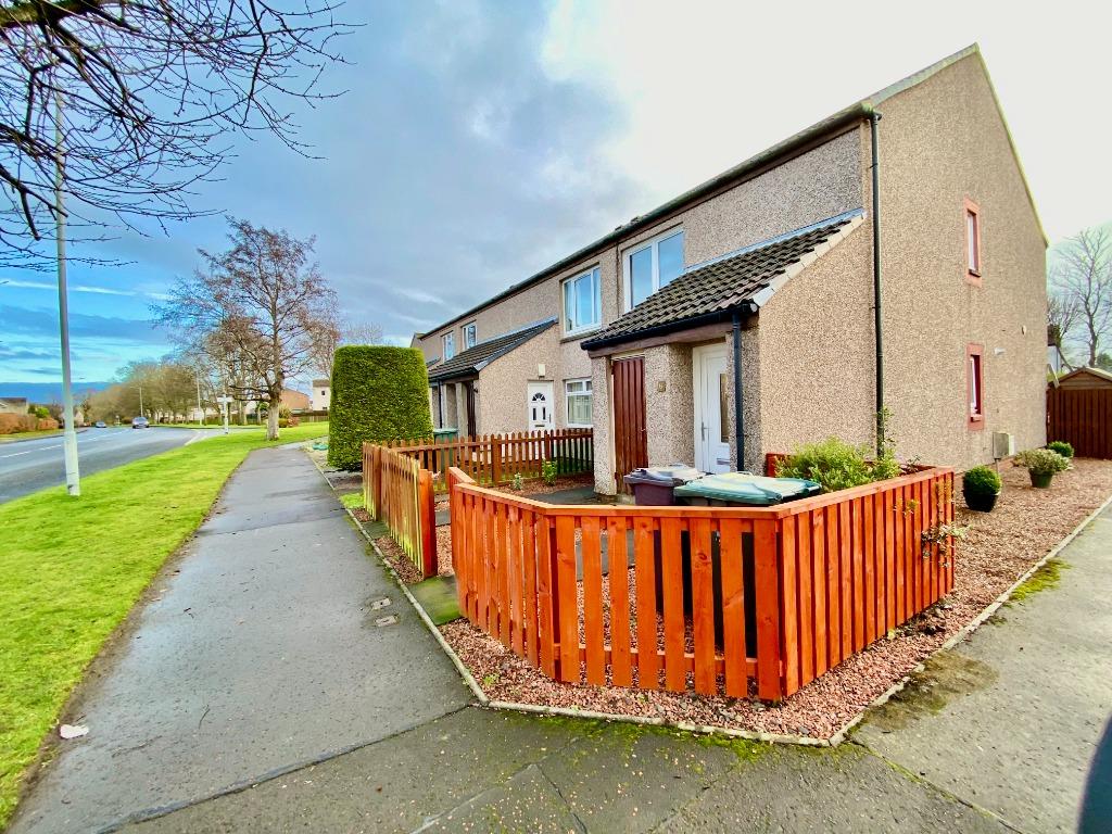 South Scotstoun, South Queensferry... 1 bed flat £695 pcm (£160 pw)