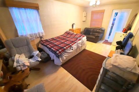 40 Padbury Close, Bedfont, Feltham, TW14 8SW