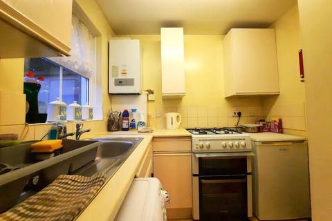 40 Padbury Close, Bedfont, Feltham, TW14 8SW