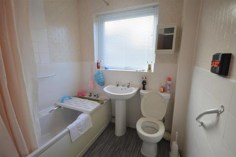 17 Dark Orchard, Tenbury Wells, WR15 8DH